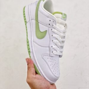 Nike SB Dunk Low "Honeydew"