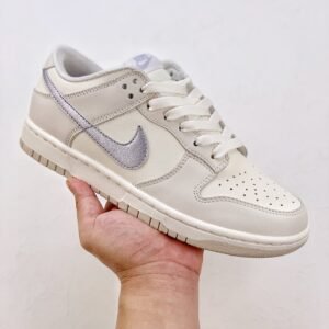 Nike Dunk Low WMNS Oxygen Purple - Image 2