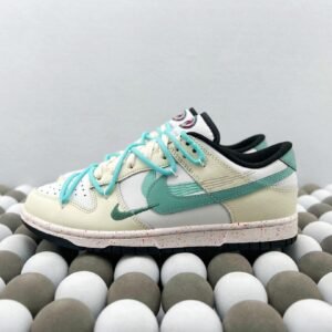 Nike Dunk Low - Image 6