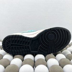 Nike Dunk Low - Image 3