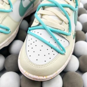 Nike Dunk Low - Image 2