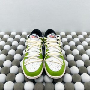 Nike Dunk Low - Image 9