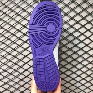 Nike Dunk Low - Image 3