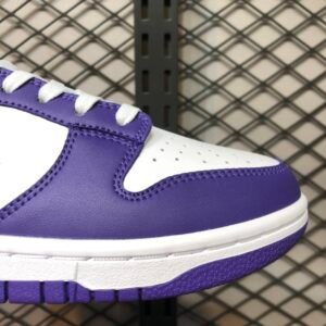 Nike Dunk Low - Image 2