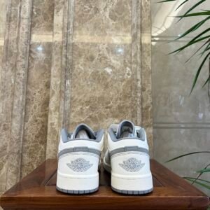 Fragment x Air Jordan 1 Low OG SP Jordan 1 - Image 6
