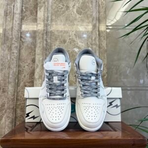 Fragment x Air Jordan 1 Low OG SP Jordan 1 - Image 2