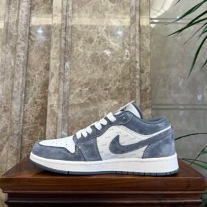 Fragment x Air Jordan 1 Low OG SP Jordan 1 - Image 9