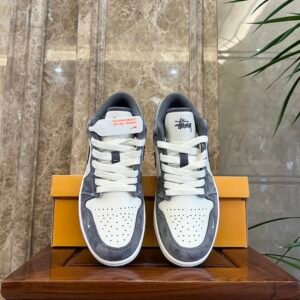 Fragment x Air Jordan 1 Low OG SP Jordan 1 - Image 3
