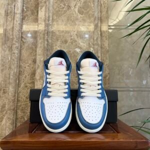 Fragment x Air Jordan 1 Low OG SP Jordan 1 - Image 3