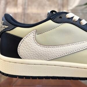 Fragment x Air Jordan 1 Low OG SP Jordan 1 - Image 4