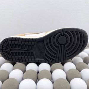 Fragment x Air Jordan 1 Low OG SP Jordan 1 - Image 4