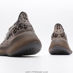 Yeezy Series - Image 4
