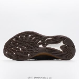Yeezy Series - Image 4