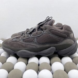 Yeezy 500 Series - Image 7