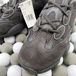 Yeezy 500 Series - Image 3