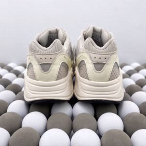Yeezy 700 Series - Image 6