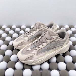 Yeezy 700 Series - Image 3