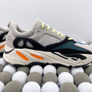 Yeezy 700 Series - Image 3