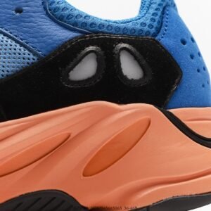 Yeezy 700 Series - Image 5