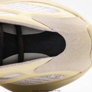 Yeezy 700 Series - Image 6