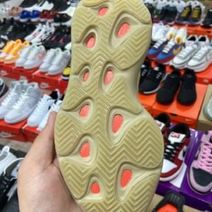 Yeezy 700 Series - Image 10