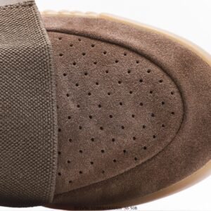 Yeezy 750 Series - Image 2