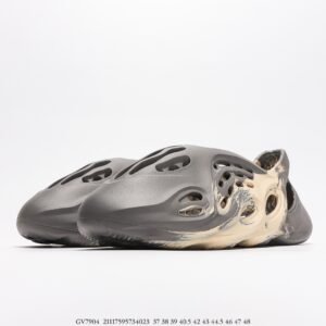 Yeezy slippers - Image 6