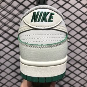 Nike Dunk Low - Image 9