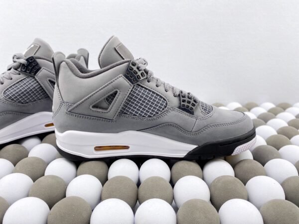 Pure original Air Jordan 4