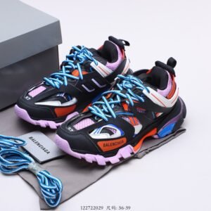 Balenciaga - Image 9