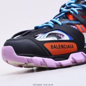 Balenciaga - Image 5