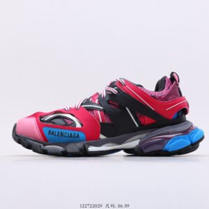 Balenciaga - Image 7