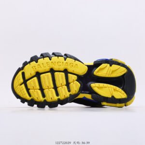 Balenciaga - Image 8
