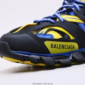 Balenciaga - Image 5
