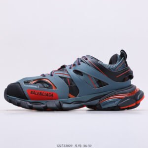 Balenciaga - Image 9