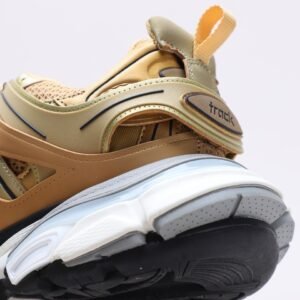 Balenciaga - Image 4