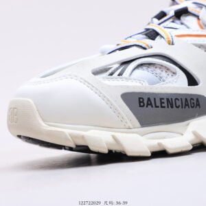 Balenciaga - Image 4