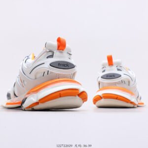 Balenciaga - Image 7