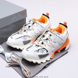 Balenciaga - Image 2