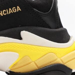 Balenciaga - Image 8