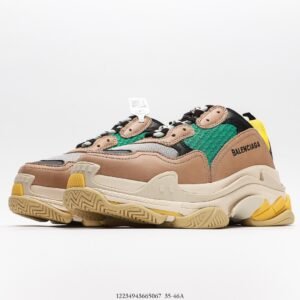 Balenciaga - Image 6