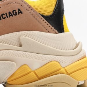 Balenciaga - Image 3