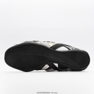 Balenciaga - Image 7