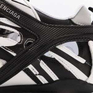 Balenciaga - Image 5