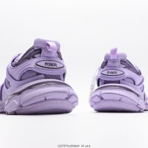 Balenciaga - Image 7